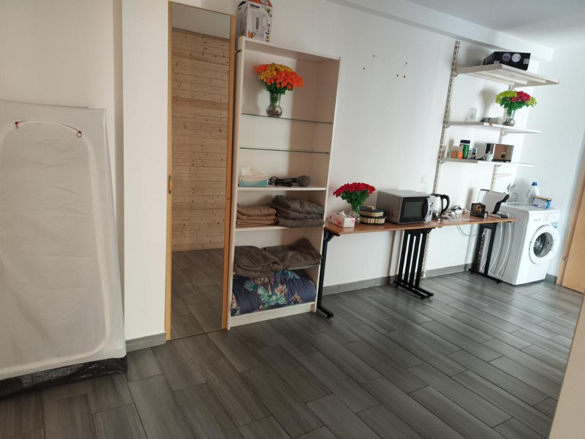 Erdgeschoss Wohnung Nahe Flughafen Відень Екстер'єр фото